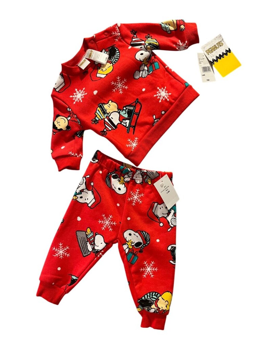 NWT Peanuts 2-Pc Red Holiday Christmas Sweatsuit Set Snoopy Friends Size 3-6 Mo
